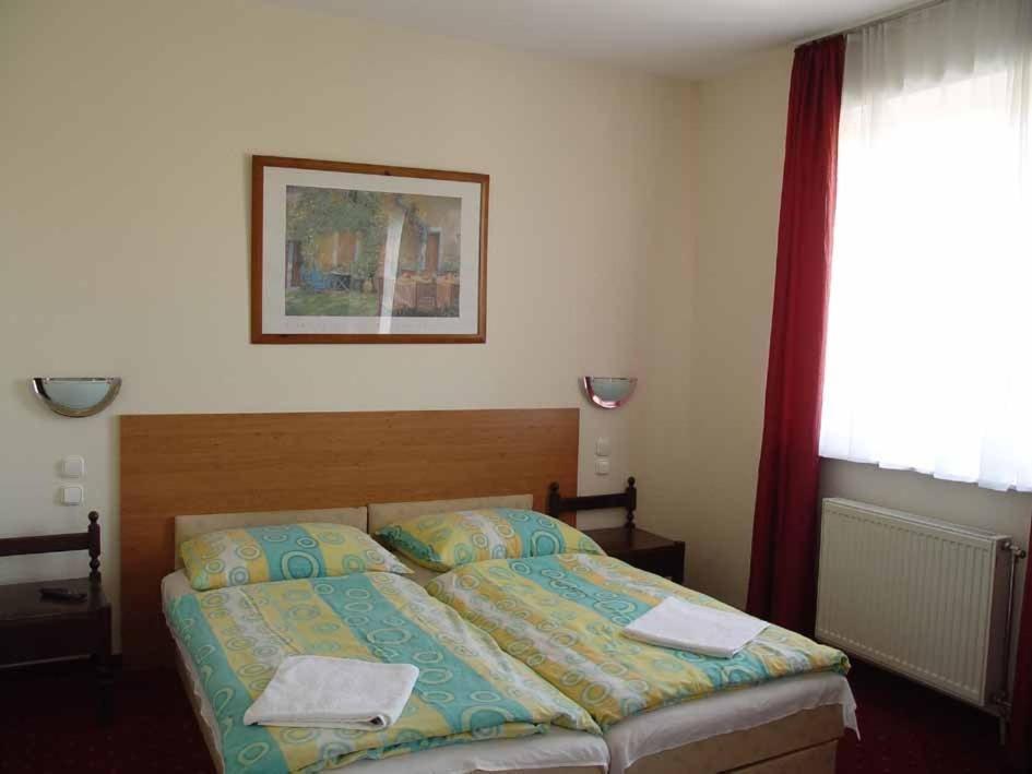 Hotel Menthol Budapest Zimmer foto