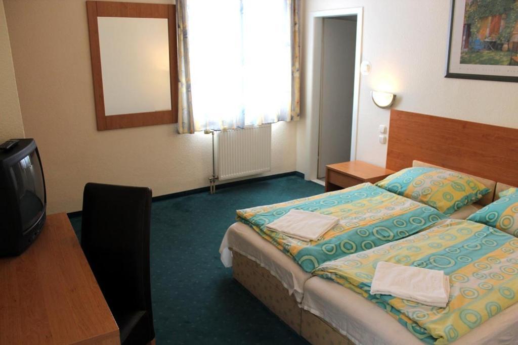Hotel Menthol Budapest Zimmer foto