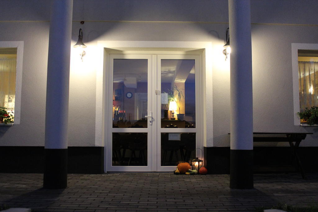 Hotel Menthol Budapest Exterior foto